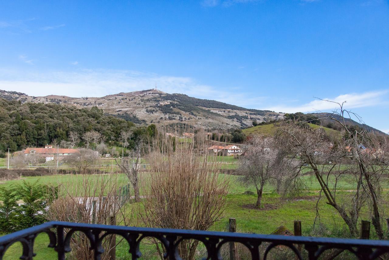 Pámanes Posada La Corralada מראה חיצוני תמונה